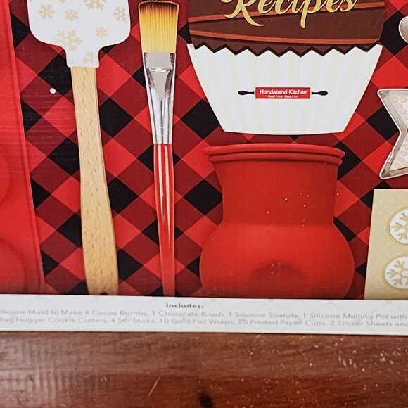 Handstand Kitchen I Love Cocoa Deluxe 50pc Cocoa Bomb and Mug Hugger Gift Set - Picture 7 of 16